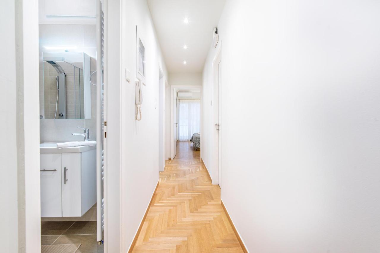 Apartmán Urban Luxury On A Quiet Street In The Center Of Atény Exteriér fotografie